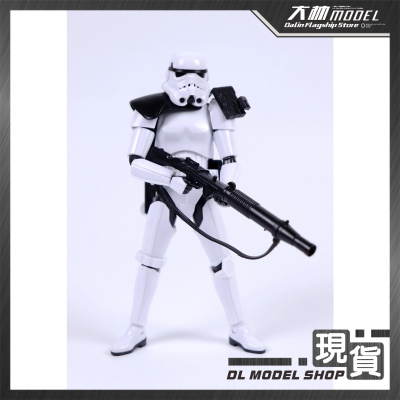 Model Kit Shooting Star Dragon - โมเดลนิวเคลียร์ รุ่น 1/12 อิมพีเรียล สตอร์มทรูปเปอร์ แอคชั่น