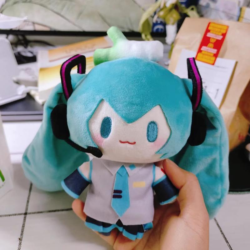 ตุ๊กตาฮัตสึเนะ มิกุ ขนาด 15 ซม - Model Kit Hatsune Miku บทวิจารณ์และราคา